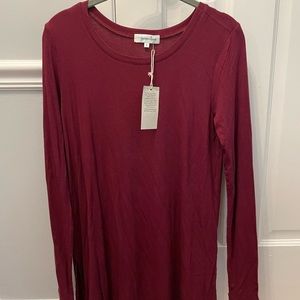 Grace & Lace Long sleeve tunic tee, NWT SZ S color wine